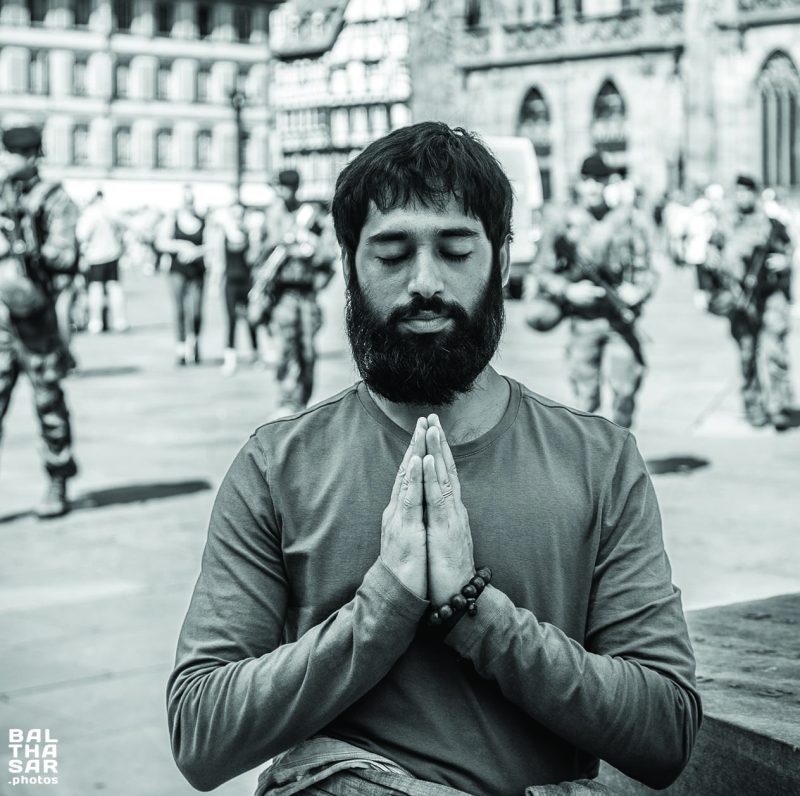 Accueil yoga peace recto 08 02 2018 copie 2 e1685657401338